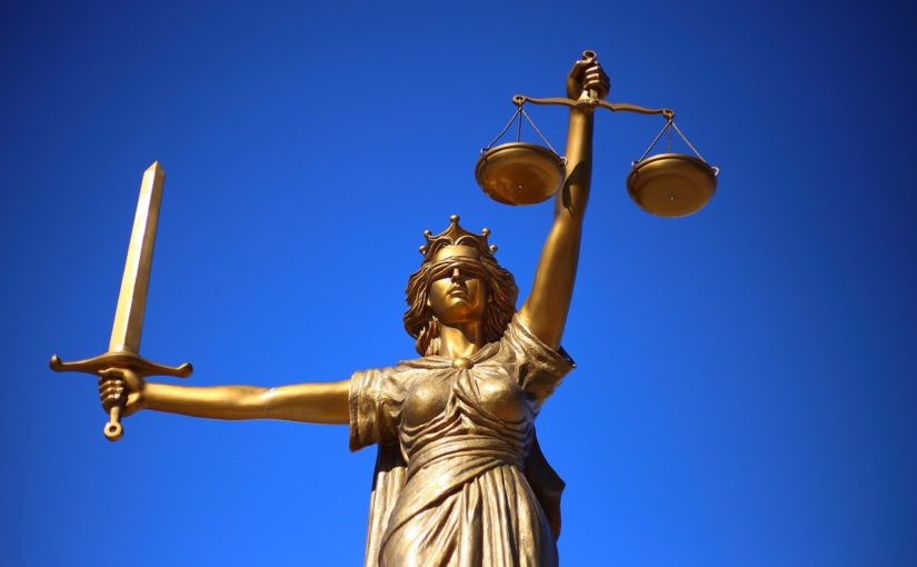 W czym może nam wspomóc radca prawny? W jakich rozprawach i w jakich sferach prawa pomoże nam radca prawny?